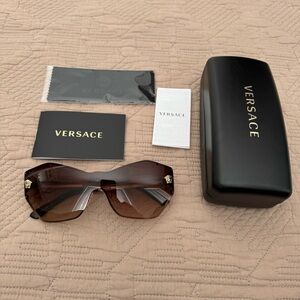 Versace Gradient Shield Sunglasses Gold Brown 143-15-140